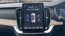 Volvo XC90 2.0 T8 PHEV Plus Dark 5dr AWD Geartronic Estate